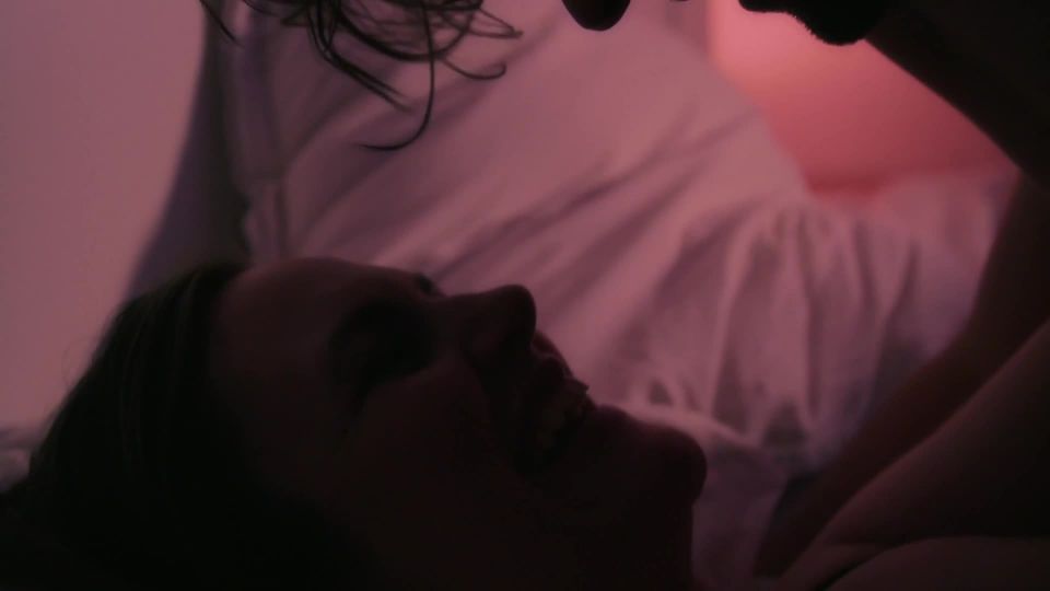 Francesca Fowler - Pull (2020) HD 1080p - (Celebrity porn)