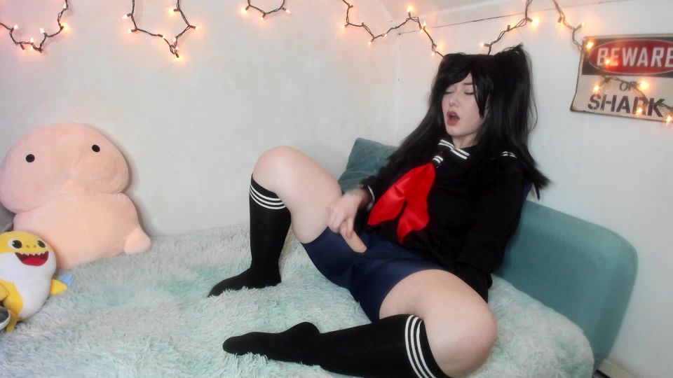 Skylar Shark – Anime School Boy