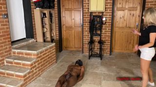 [K2S.CLUB] Sadistic Queens - Squishysax - Miss Courtney - Cruel Converse Crushing - FullHD 1080P