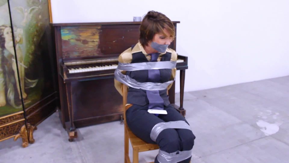 online clip para adultos 18 Janira Wolfe – Un nerd convertido en rebelde después de una sesión de Bondage, bdsm vagina en bdsm porno