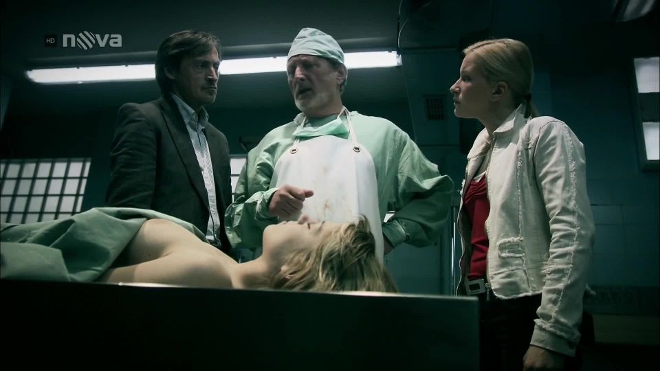 Klara Brtníkova-Vojtkova - Kriminalka Andel s02e08 (2010) HD 1080p - [Celebrity porn]