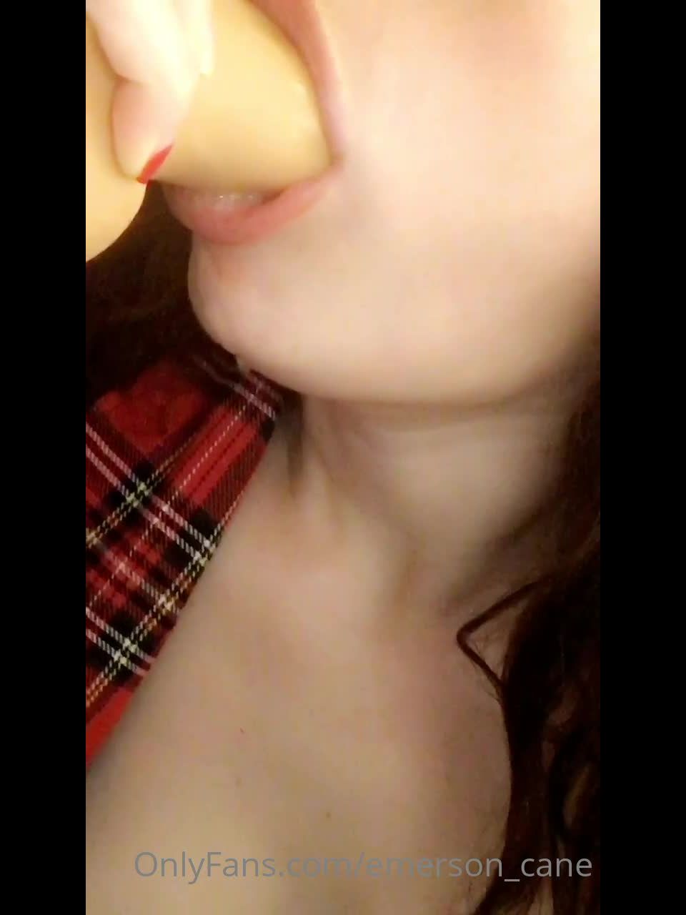 Emerson cane () Emersoncane - drool spit put your dick in my mouth let me swallow it 30-11-2020