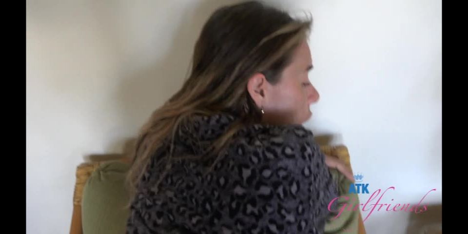 Summer Vixen - Maui 2-11 - ATKGirlfriends (SD 2021)