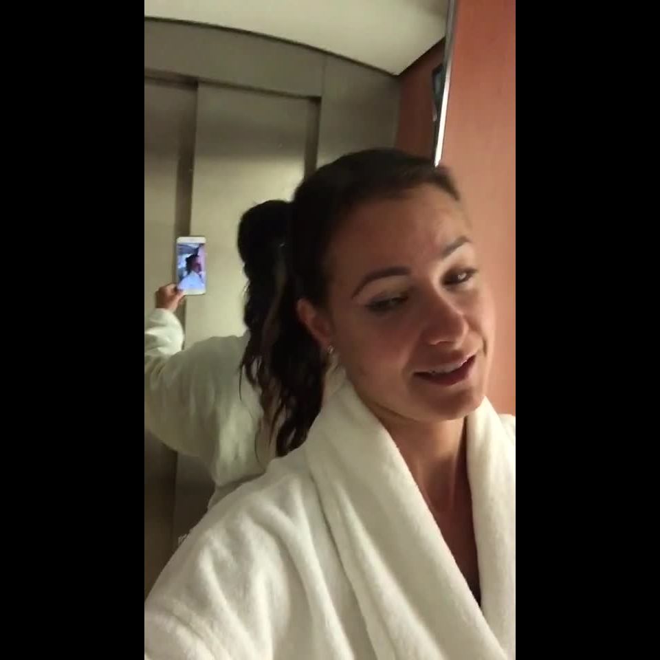 MelisaMendini () Melisamendini - live 11-11-2017