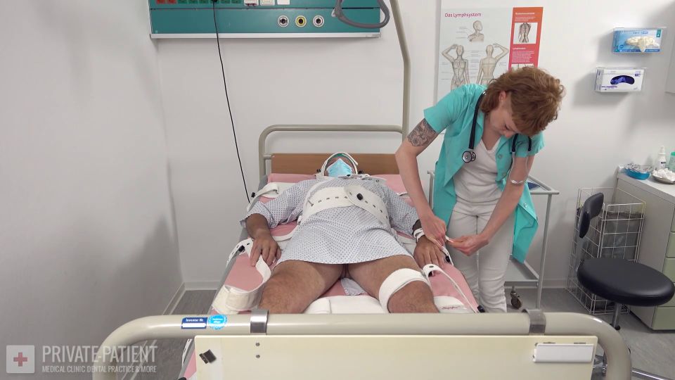 [GetFreeDays.com] Fetiche Médico - 5652 pañal médico porno