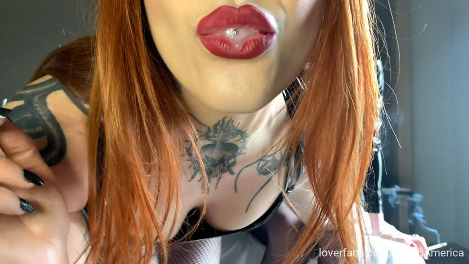 Dos diosas fetiches - Fumar