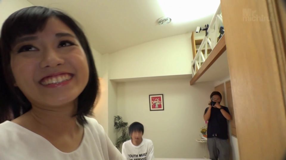 MIST-193 【モザイク破壊版】来年入社予定！某地上波局アナウンス部新卒内定取り消し！AVで有名な例の車に乗ってエッチなことしたのがバレて大変なことになった女子大生ナオがやけっぱちのAV出演！！しかもワケアリ素人処女！！ 神宮寺ナオ