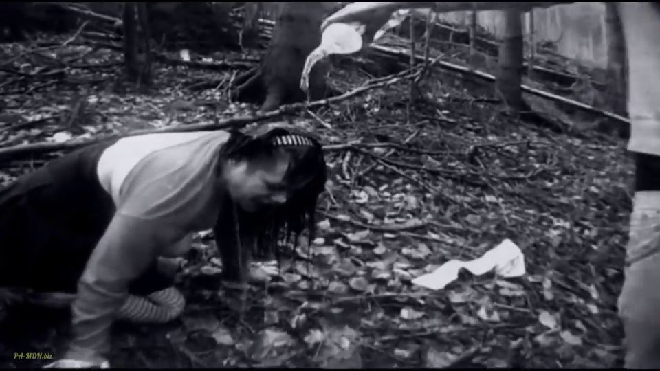 Deutsche Dominaz - Natursekt im Forrest 720P - Mdh