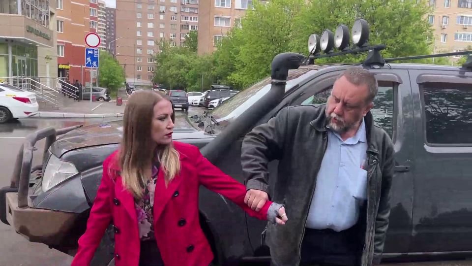 RoughManRedes de spank RoughManParque de spank 2021