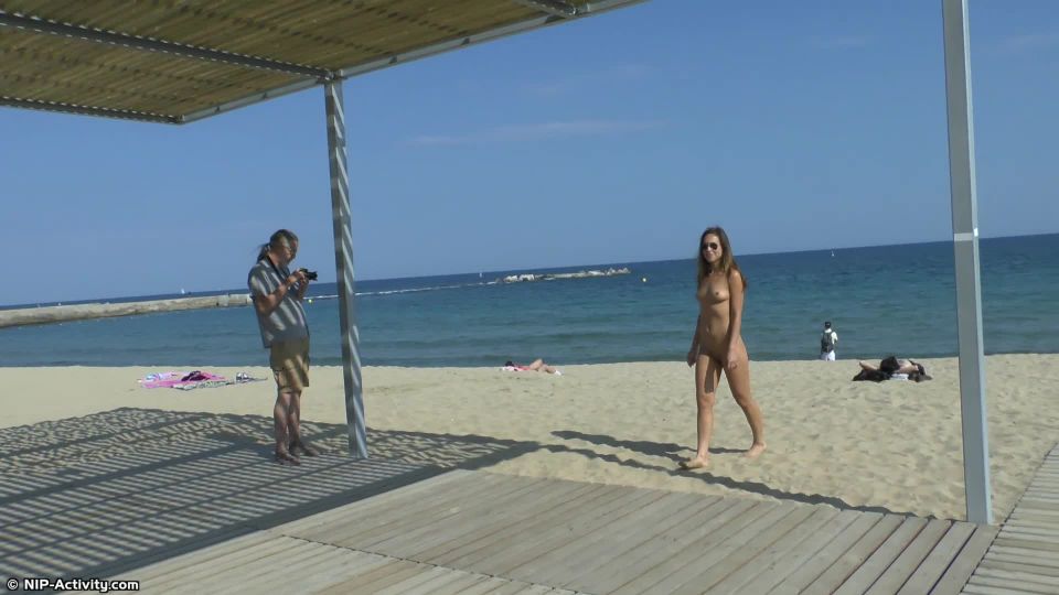 gratis en línea video 31 fetiche papá público  {Jenny L 3rd Full Hd8 jenny L 3rd Full  al aire libre