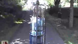 Casa de Gord17 07 28 Adrianna Nicole - Envuelto, elevado y camioneado (Escena)