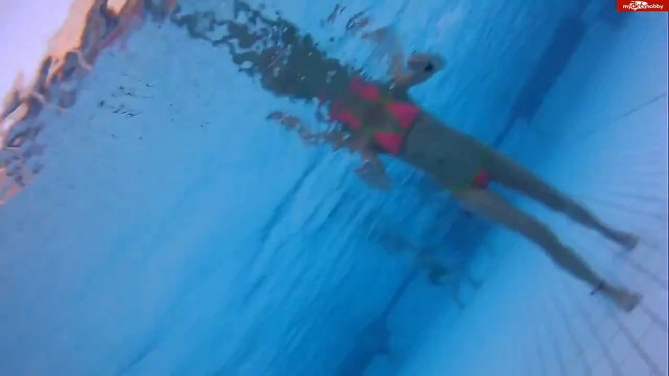 [K2S.CLUB] HornyRoxy - Usertreffen im Schwimmbad Part 3 Unterwasser Cam - HD 720P