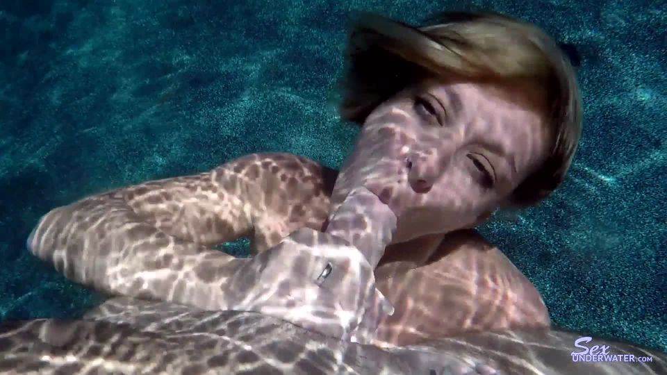 SexUnderwater e0890 Lap it Up! (mp4)