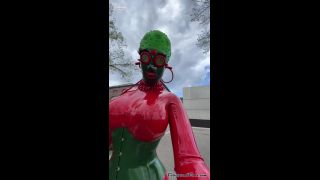 FetiliciousFans SiteRipPt 2Lost in the Labyrinth