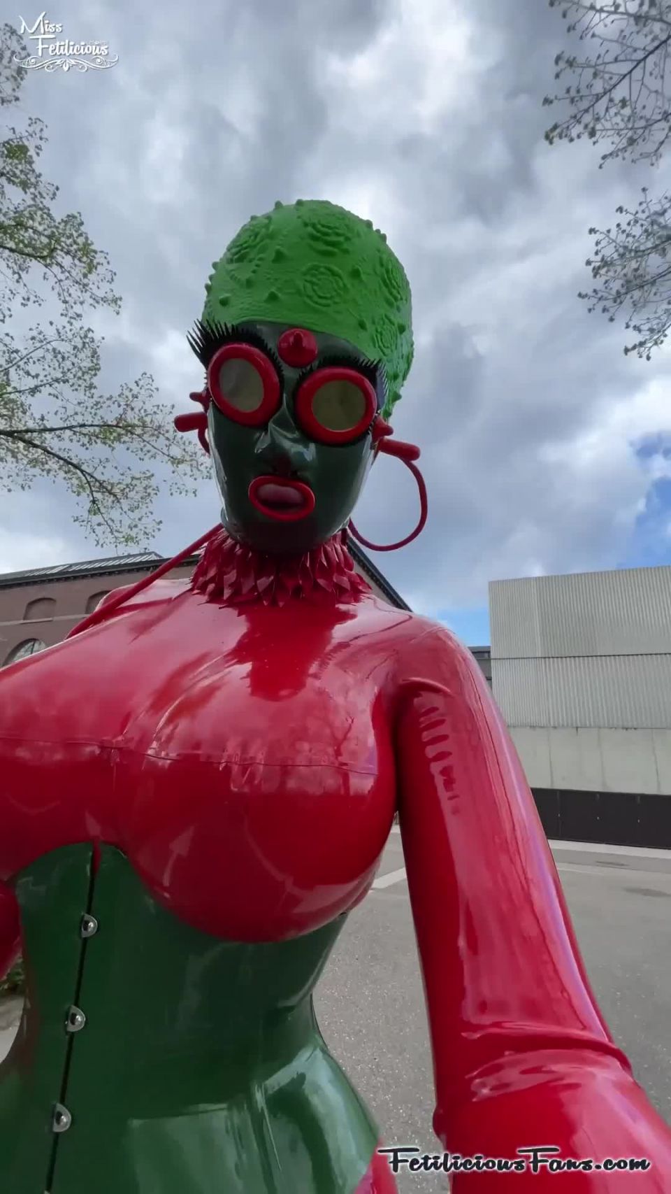 FetiliciousFans SiteRipPt 2Lost in the Labyrinth