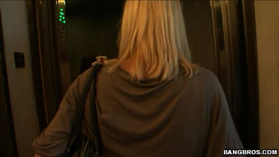 online xxx clip 9 Gianna Michaels, Riley Evans, Penny Flame. The Fuck Team Works The Hollywood Strip (HD), penis fetish on femdom porn 