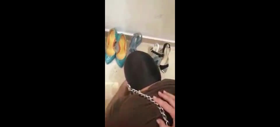 online clip 37 fumar fetiche porno Arabadominatrix - Limpiabotas, dominación femenina en el porno árabe