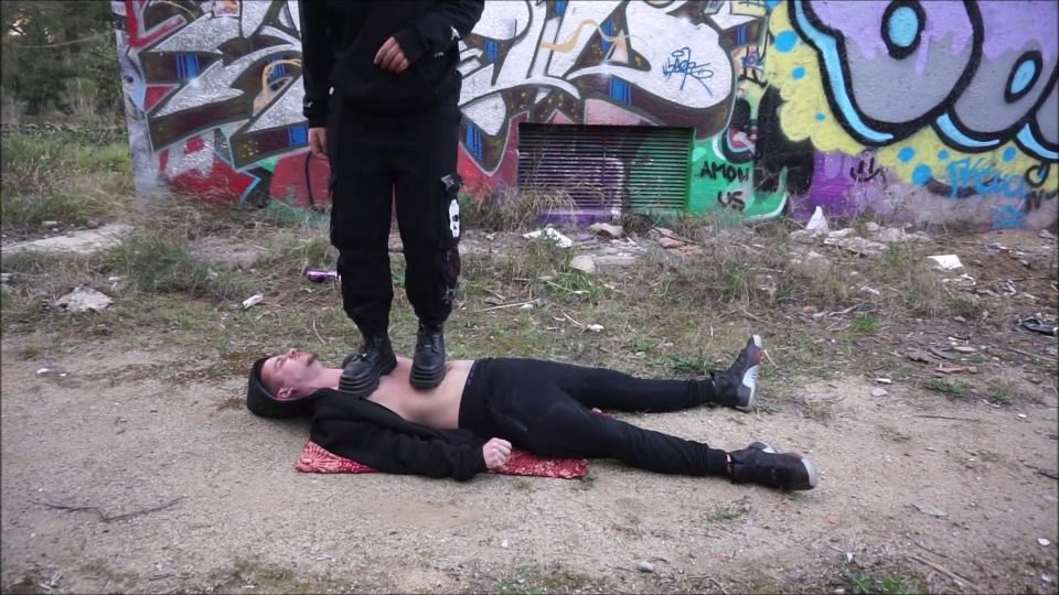 2025 Teen Couple Femdom Trampling HD [FullHD 1920P]