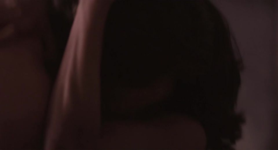 Susan Lynch, Lisa Catara, Deirdre Mullins - Agua bendita (2009) HD 720p - (Porno de Celebridad)