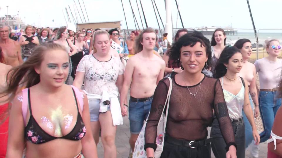 Free_The_Nipple_Brighton_2017