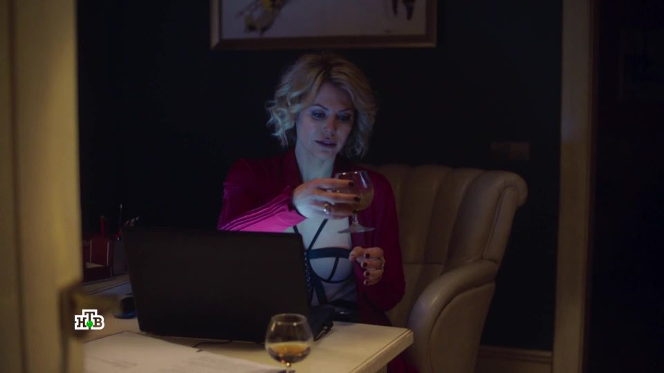 Svetlana Timofeyeva-Letunovskaya, Evgeniya Anikey - Sluchajnyj kadr s01e06-08 (2021) HD 1080p - [Pornografía de la celebridades]