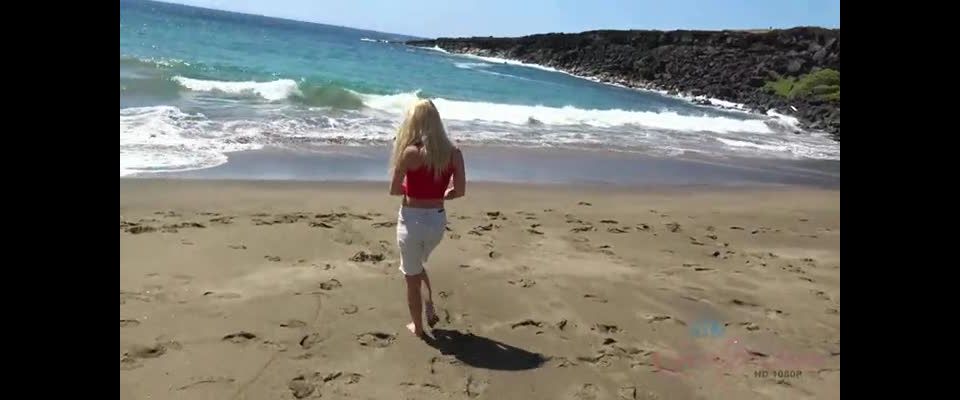 free xxx video 40 You find a private place to fuck Riley in the car, girl hardcore group on pornstar 