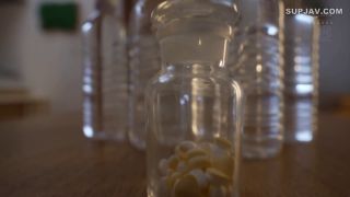 Reducing Mosaic JUR-235 「体中が熱くて止まらないんです…！！」 お漏らしキメセク絶頂 美容サプリにハマった人妻の体液異常放出 大島優香