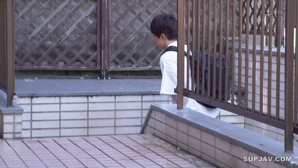 Reducing Mosaic ADN-368 私、息子の友人とセックスしています。 武藤あやか