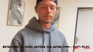 Les recettes de Cass et Alex et je finis par lui monter dessus jusqu ce quil jouisse