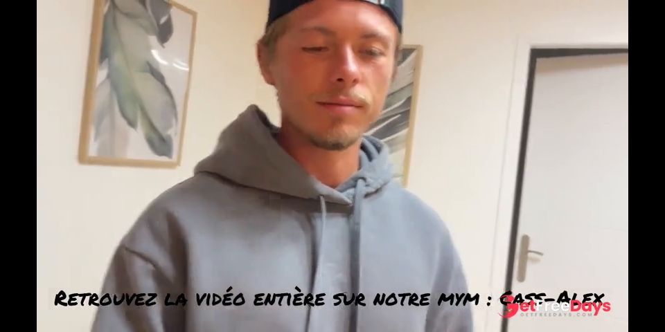 Les recttes de Cass et Alex et je finis par lui monter dessus jusqu ce quil jousse