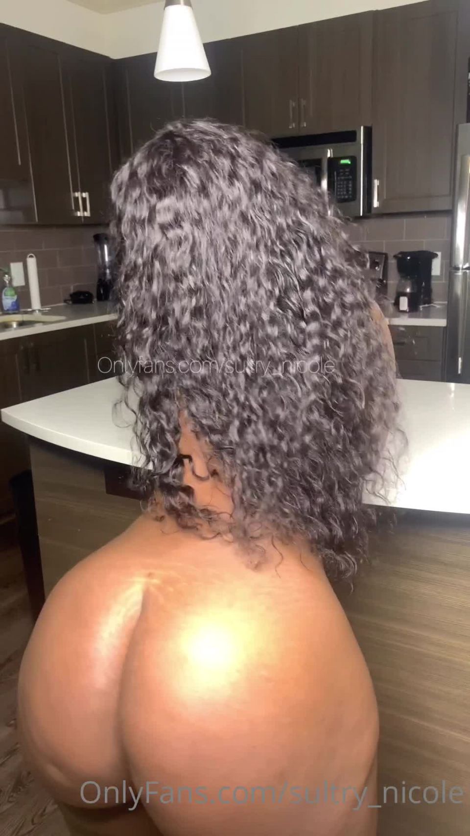 Onlyfans - WET ASS Pussy - sultry nicole - sultrynicolePonte detrás de él - 16-06-2020