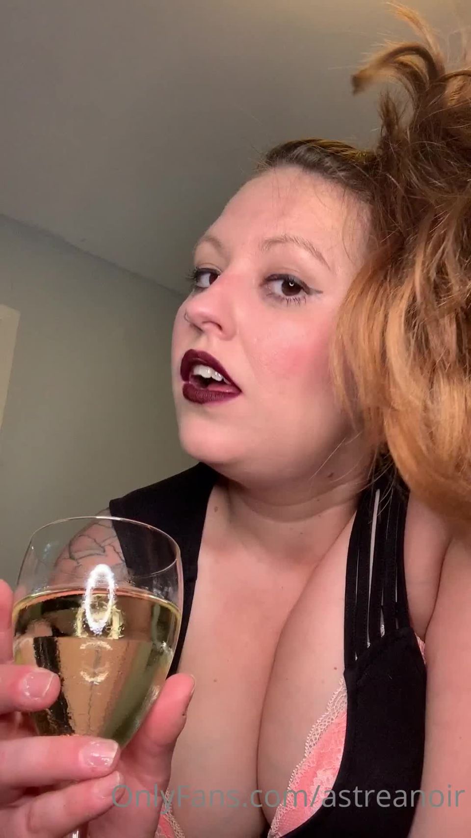 Onlyfans - Astrea Noir - astreanoirWhen people bail on me Im inclined to publicly shame them - 11-06-2020