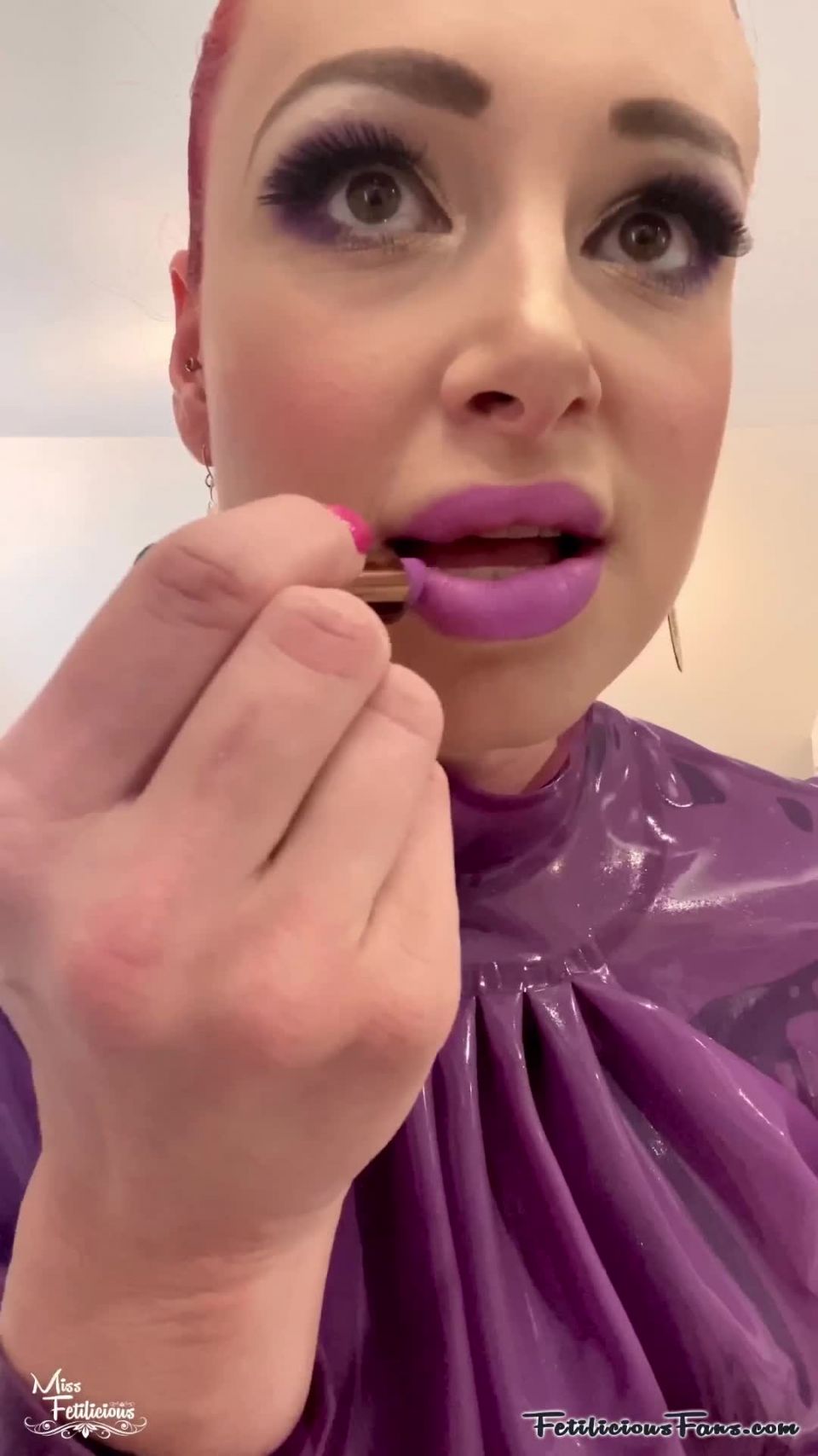 Latex Shopping Day Download New Porn Video Fast Mode or W...