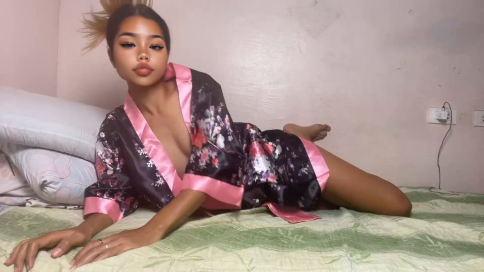 FilipinaGirls - 056 contacto visual con chica linda y sexy