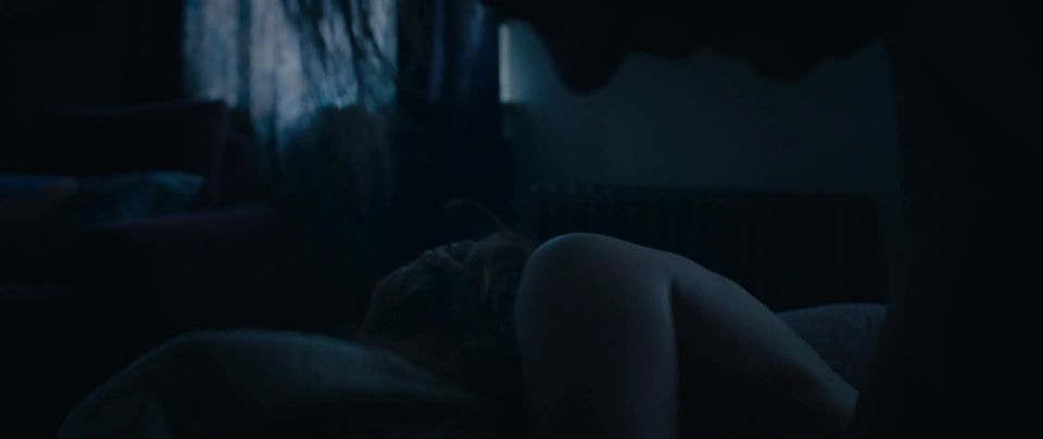 Catrin Striebeck - Zwischen den Jahren (2016) HD 1080p - (Celebrity porn)