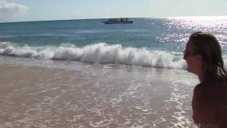 Franziska Facella and Sara Jaymes - Surf and Muff (Amateur porn)