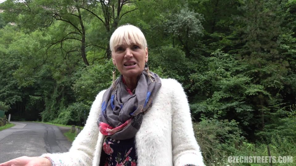 Daniela - Tour-guide from Karlstejn (Czech Streets 113)*