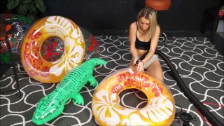 Custom Fetish - Amber Inflates Compares Pool Float - Fetish