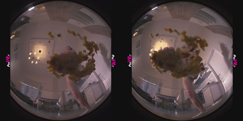 Fruit Smoothie With Gina Gerson(Virtual Reality)