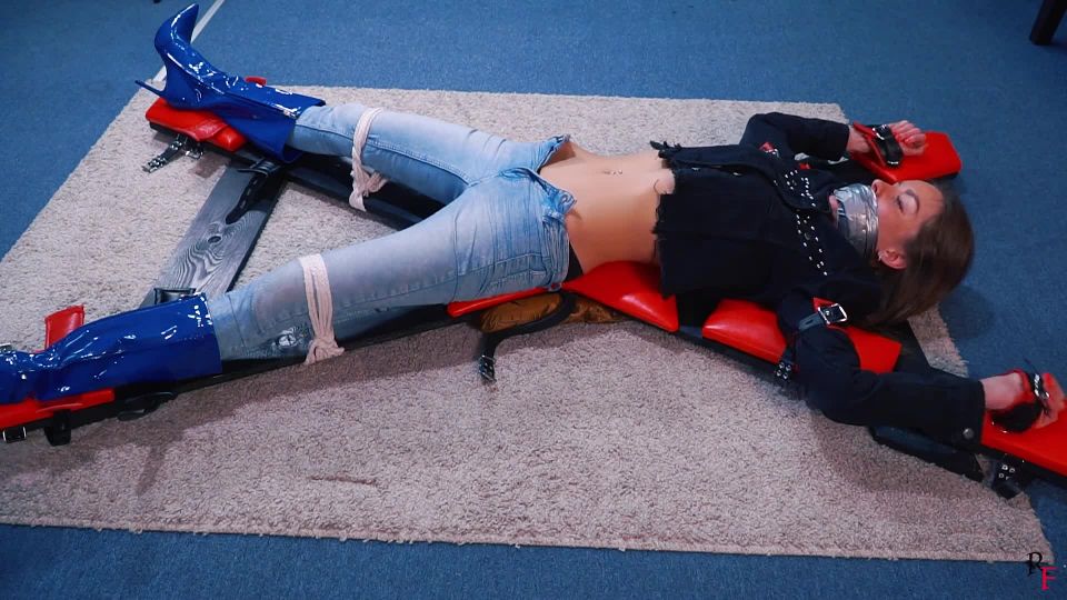 xxx clip 47 mistress t foot fetish muscle | RussianFetish – Tickling Kristy’s sexy strong body in boots and trying to escape | tickling upper body