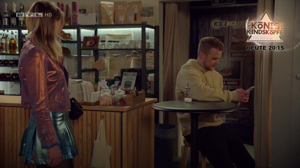 Iris Mareike Steen, Larissa Sophie Romer – Gute Zeiten, schlechte Zeiten e7147 (2020) HD 1080p - [Celebrity porn]