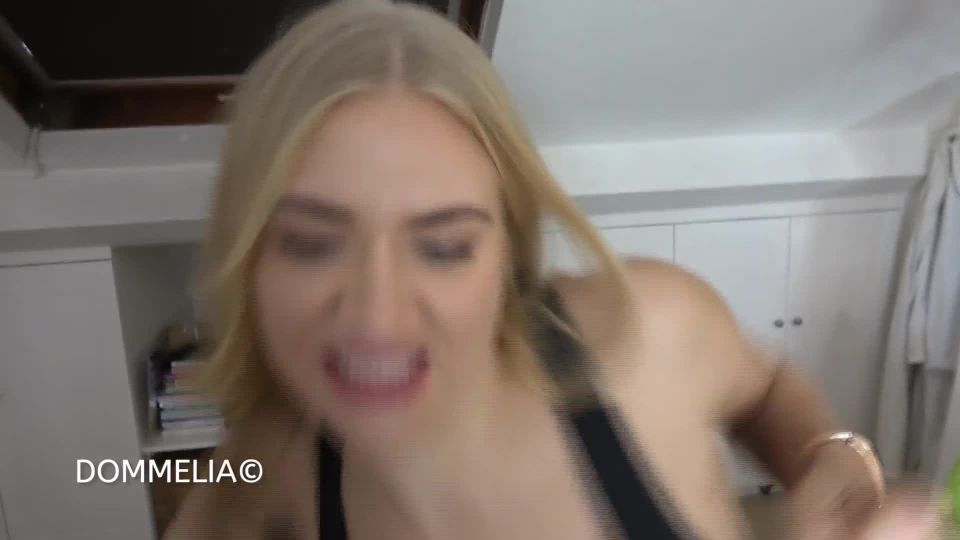 Ballbusting The Gym Creep Sex Clip Video Porn Download Mp4