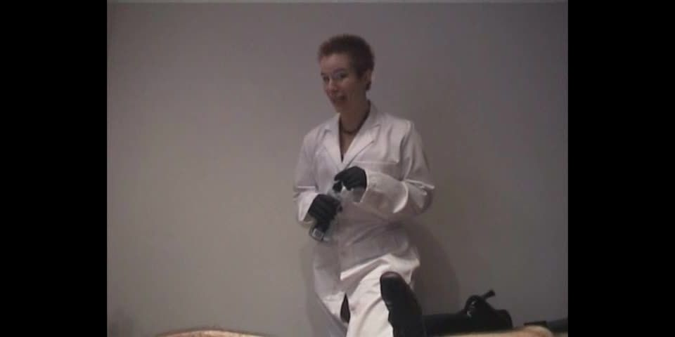 gratis en línea video 44 chica bdsm porno bdsm porno  enfermera Alice Parte 1 - Masturbación Terapia  sumisa