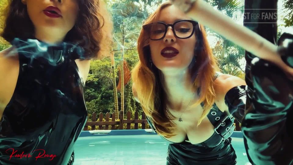 Mistress Elis Euryale - Two cigarettes for a tongue.