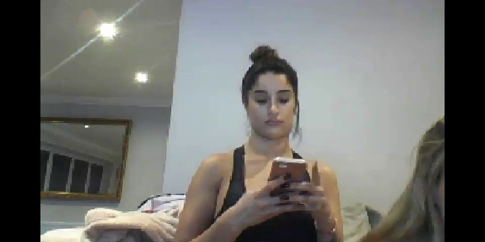 jóvenes 0Bjpx6KNqPXboAJQOUQ8bwcWEjcX8fnD