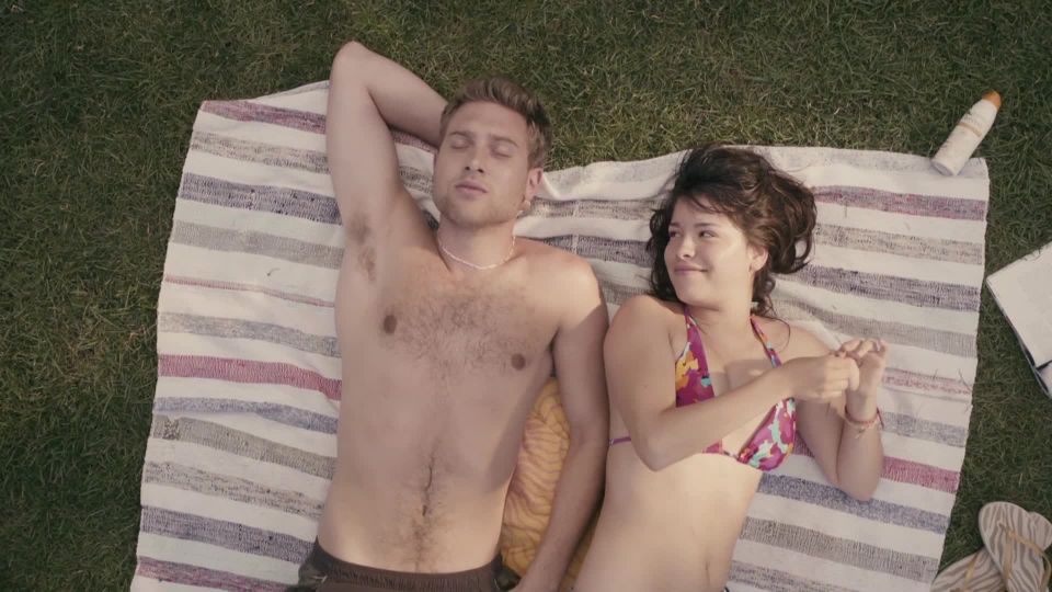 Sonia Vigneault, Noemi Lira - Faillir (2012) HD 1080p - (Porno de Celebridad)