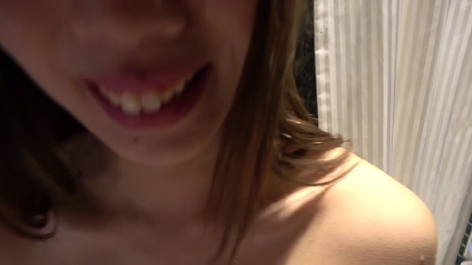 FC2PPV 4595664 【無・個撮】モデル級のルックス細身貧乳美女・真昼間からホテルでイチャイチャえっち【特典で高画質】