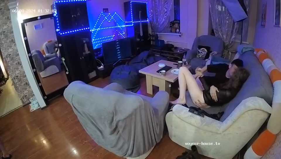 Exclusivo, sala de estar apartamento Henry, Jutta, Sibilla Foursome Rec3 2024-06-07 - HD 720P