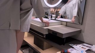 6287 Sexo comienza el momento en que entra en un elegante hotel casado...