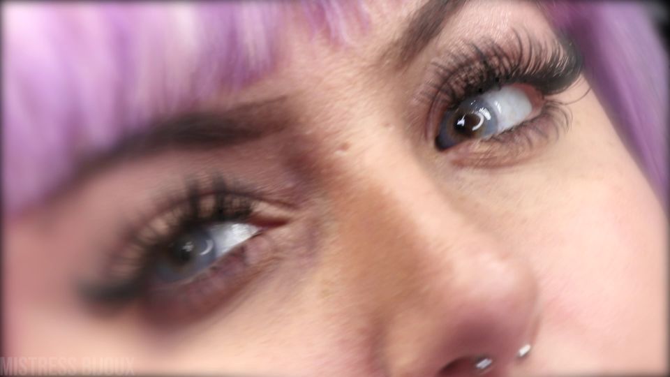 free adult video 35 Mistress Bijoux – EYELASH WORSHIP on masturbation porn paw fetish